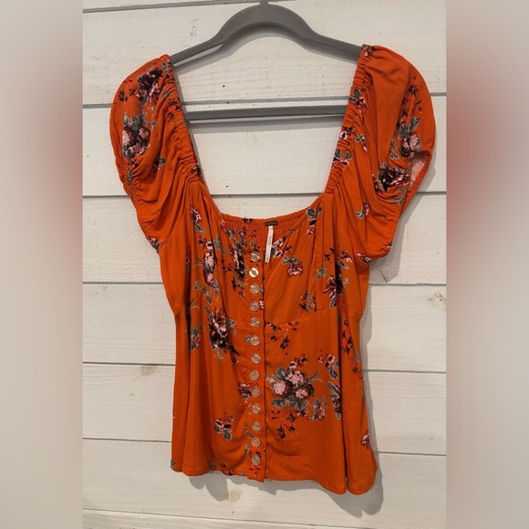 Free People Close To You Blouse Orange Floral Off Shoulder Top in size Medium - Picture 2 of 12